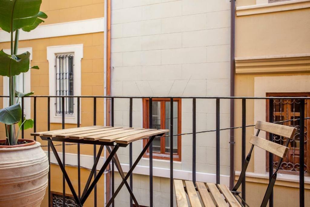 Mediterranean Flats Plaza Redonda 瓦伦西亚 外观 照片